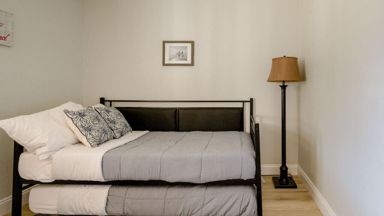 Photo of Bedroom in Discovery Bay
