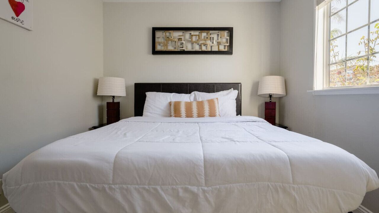 Photo of Bedroom in Discovery Bay