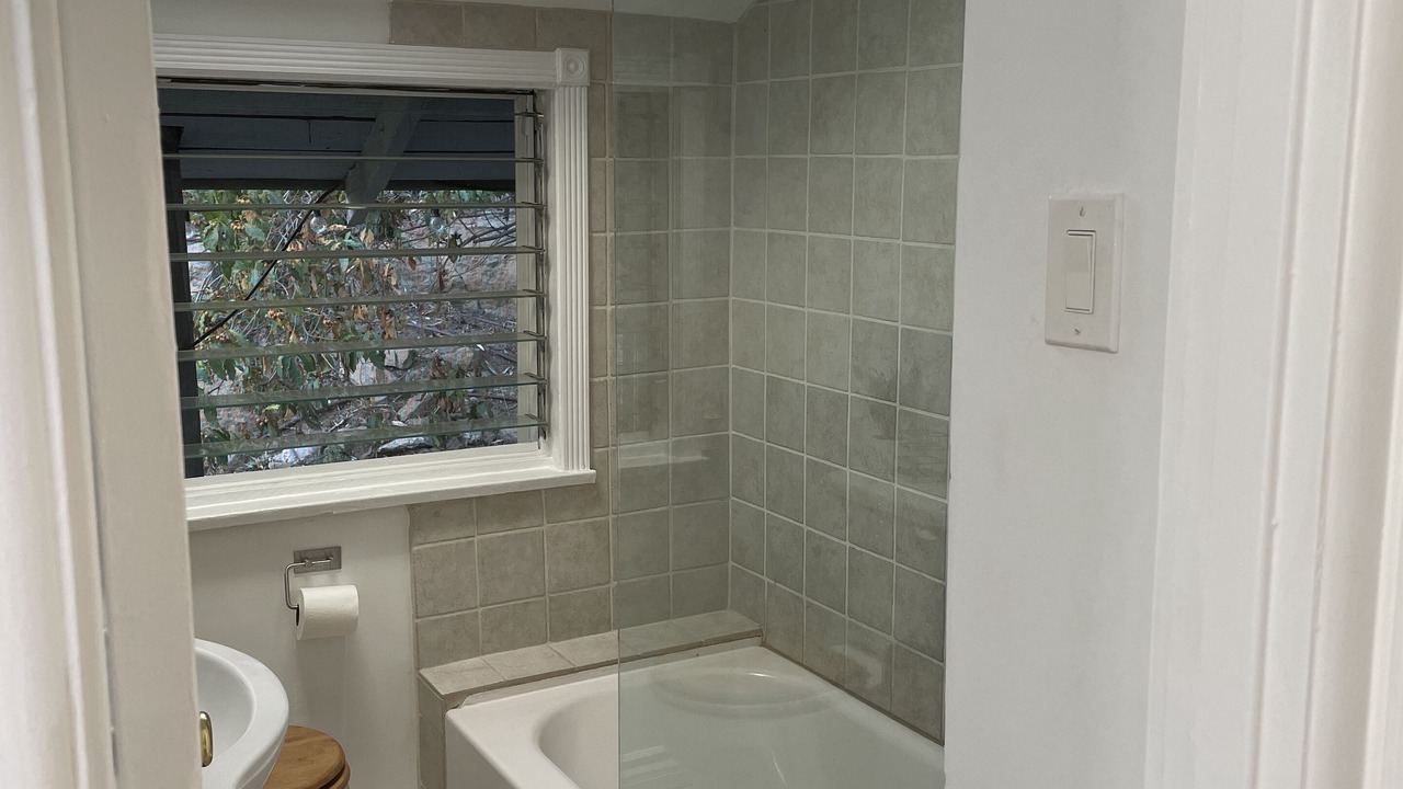 Photo of Bathroom in Hollywood Hills