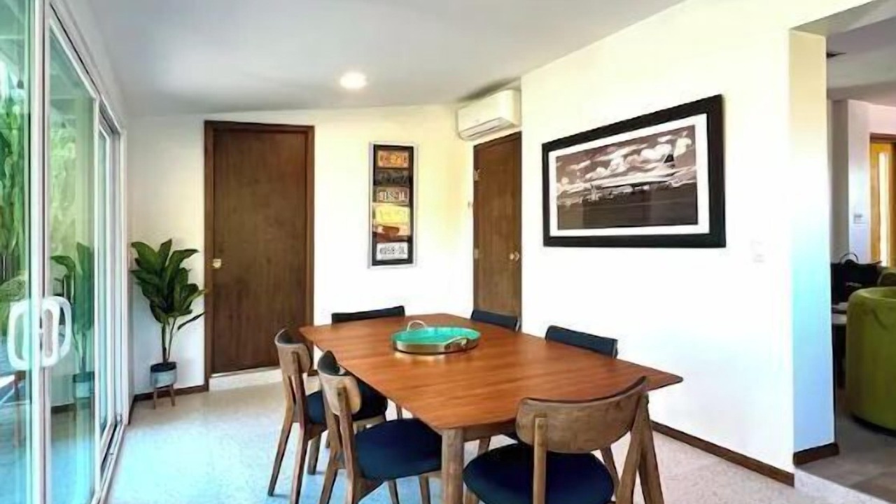 Photo of Bedroom in Villa Monterey
