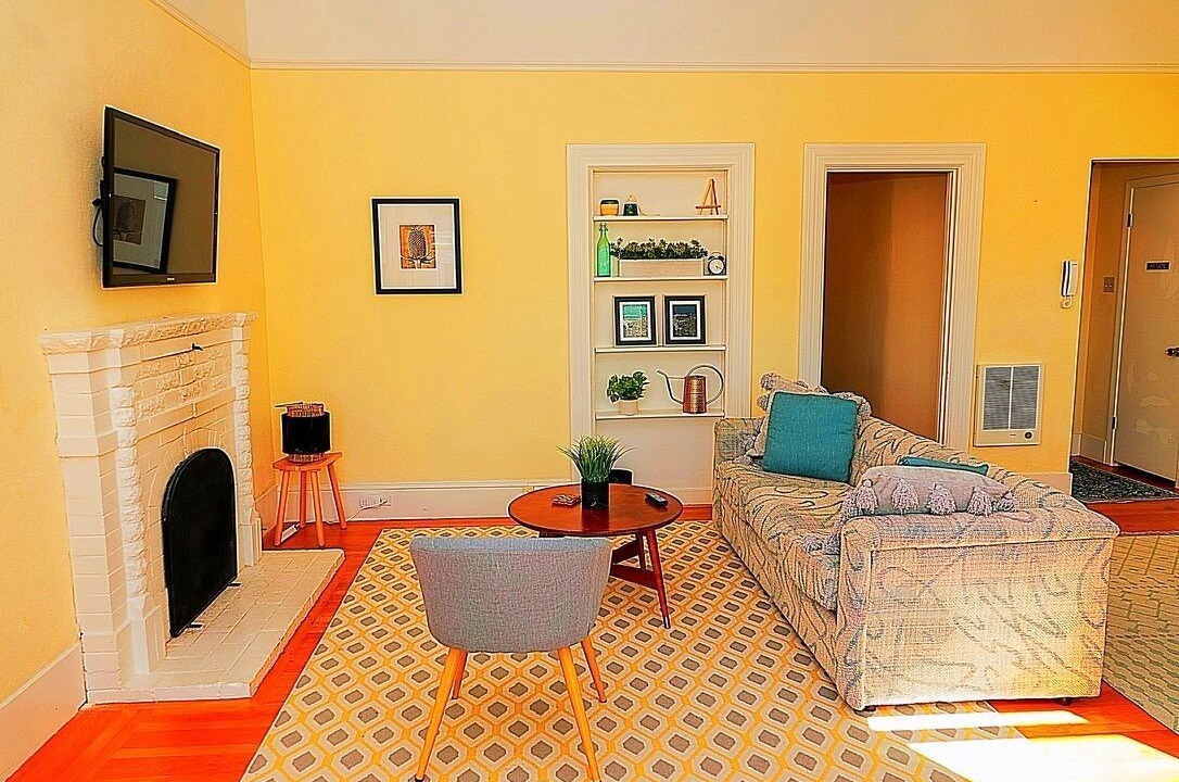 Photo of Livingroom in Pacific Heights
