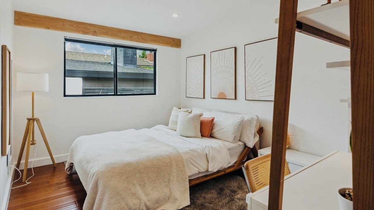 Photo of Bedroom in Harbor
