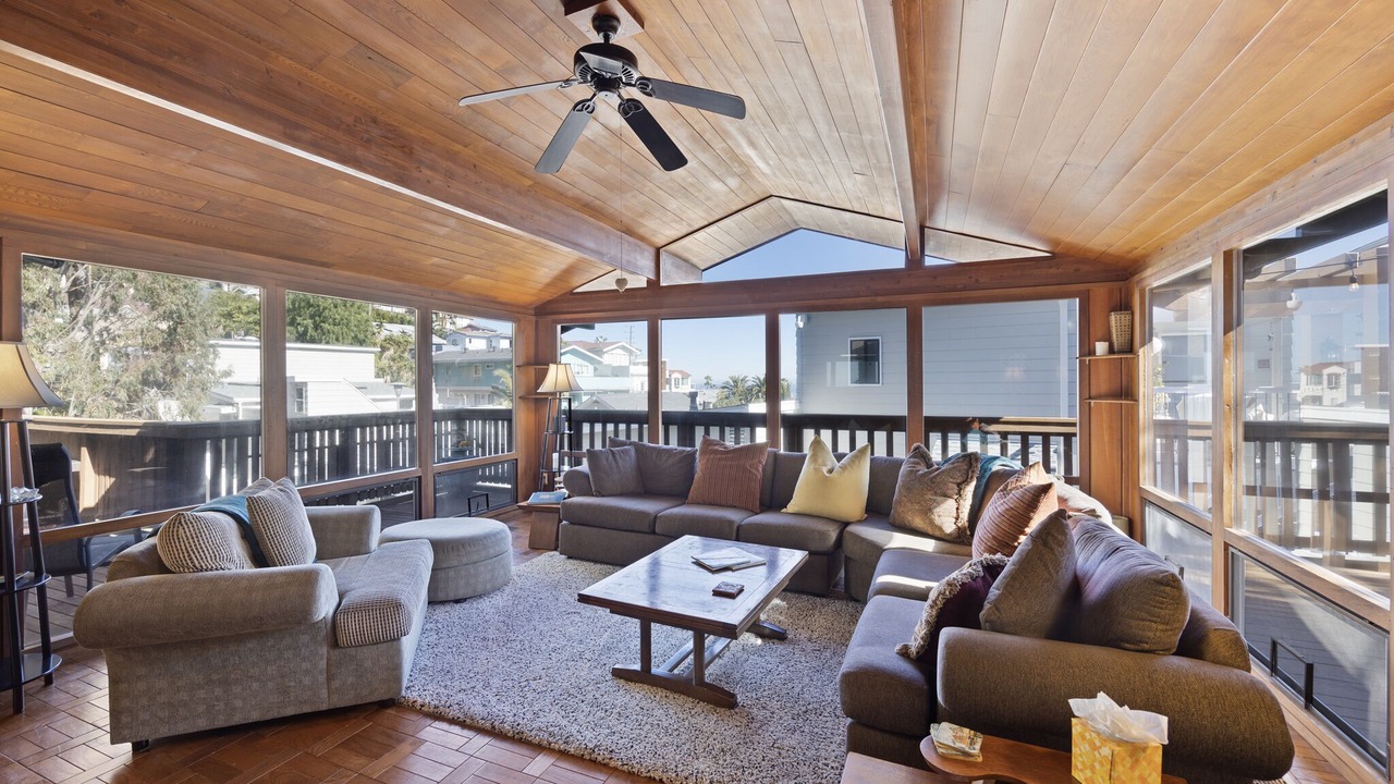 Photo of Bedroom in Avalon