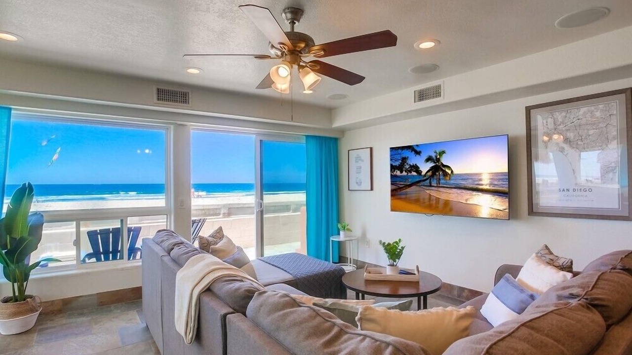 Photo of Livingroom in Central Mission Beach