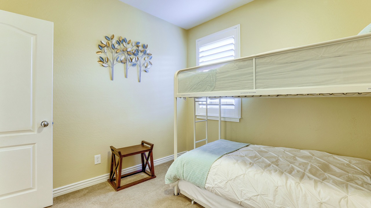 Photo of Bedroom in South Mountain