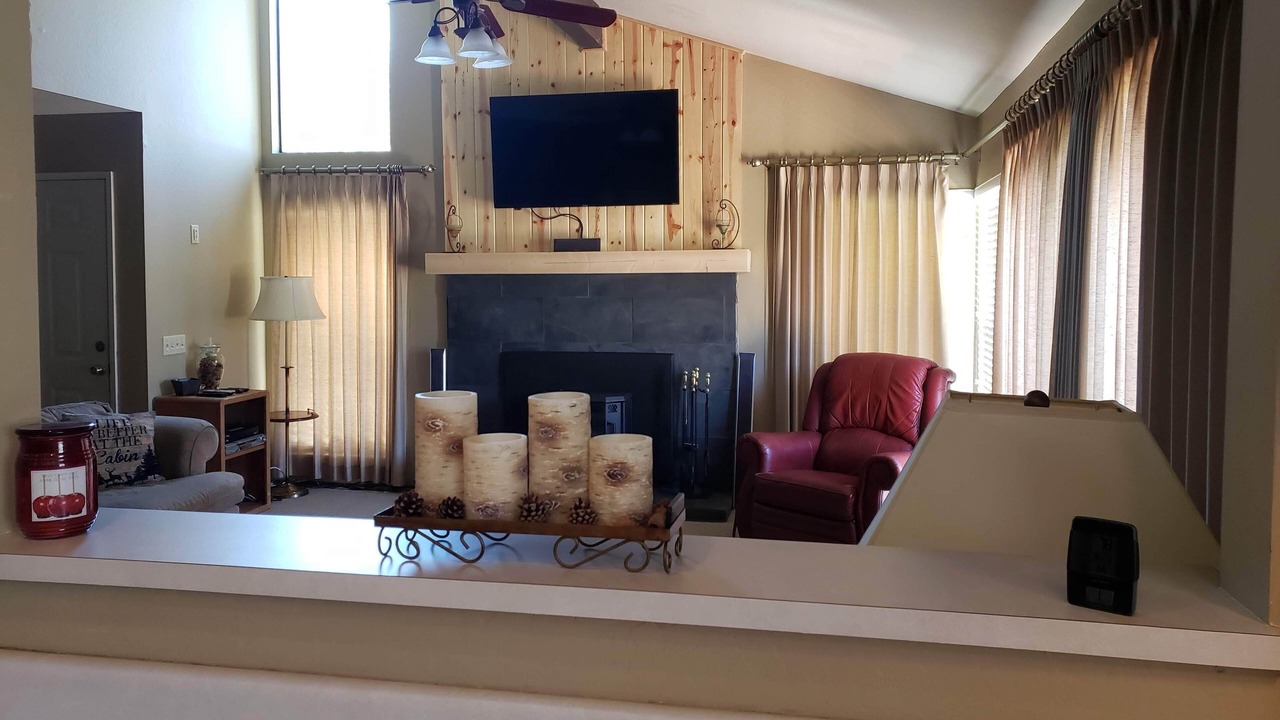 Photo of Livingroom in Plumas Eureka Estates