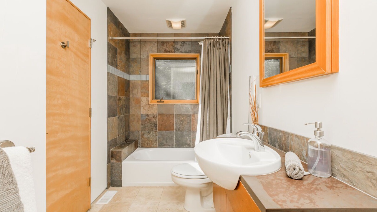 Photo of Bathroom in Truckee