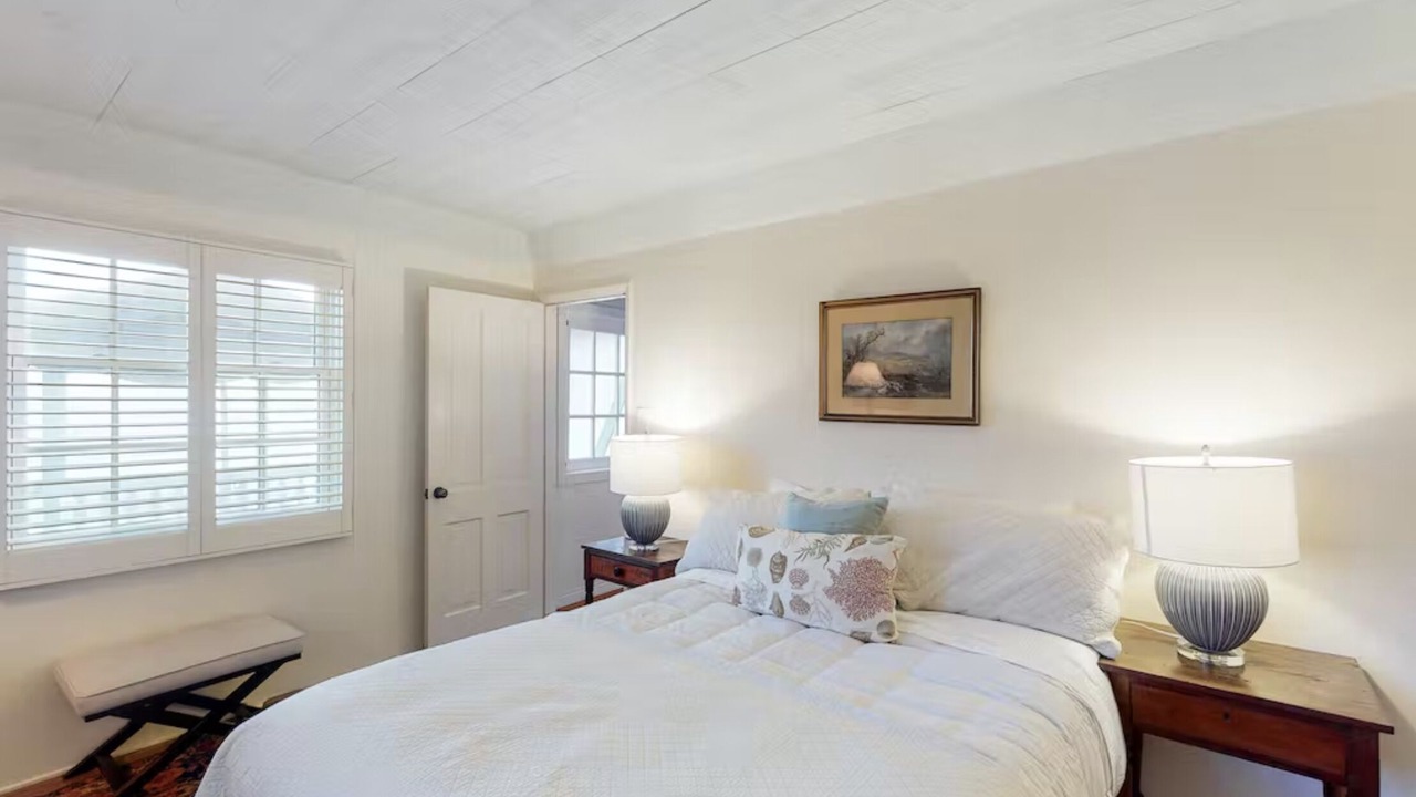 Photo of Bedroom in South Oceanside