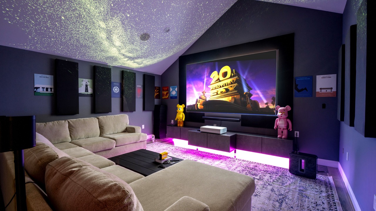 Photo of Livingroom in North Hills