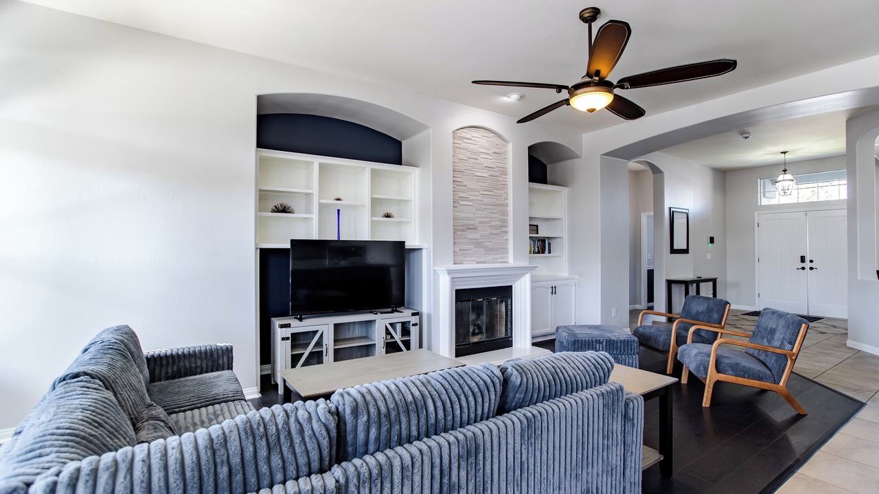 Photo of Livingroom in Rosedale