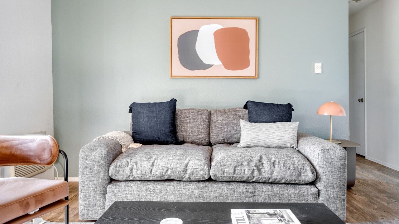 Photo of Livingroom in Shoreline West