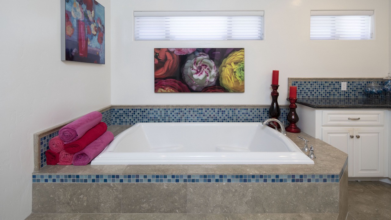 Photo of Bathroom in Bay Park
