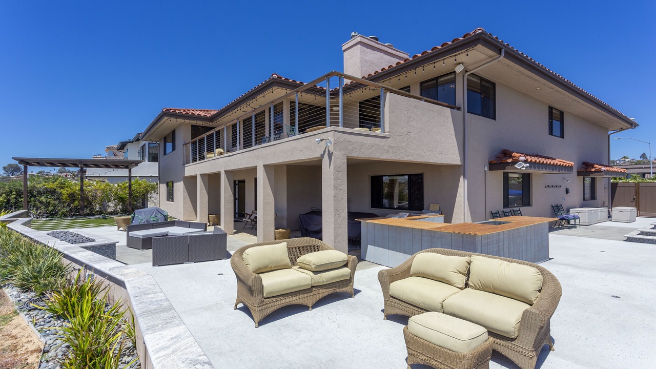 Photo of Patio Balcony in Bay Park