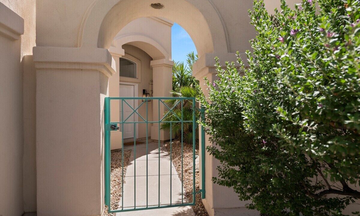 Photo of Outdoor in Foothills