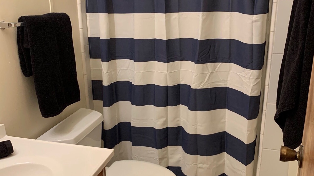 Photo of Bathroom in Calpine