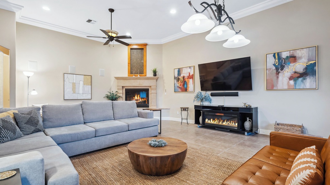 Photo of Livingroom in Sunridge Estates