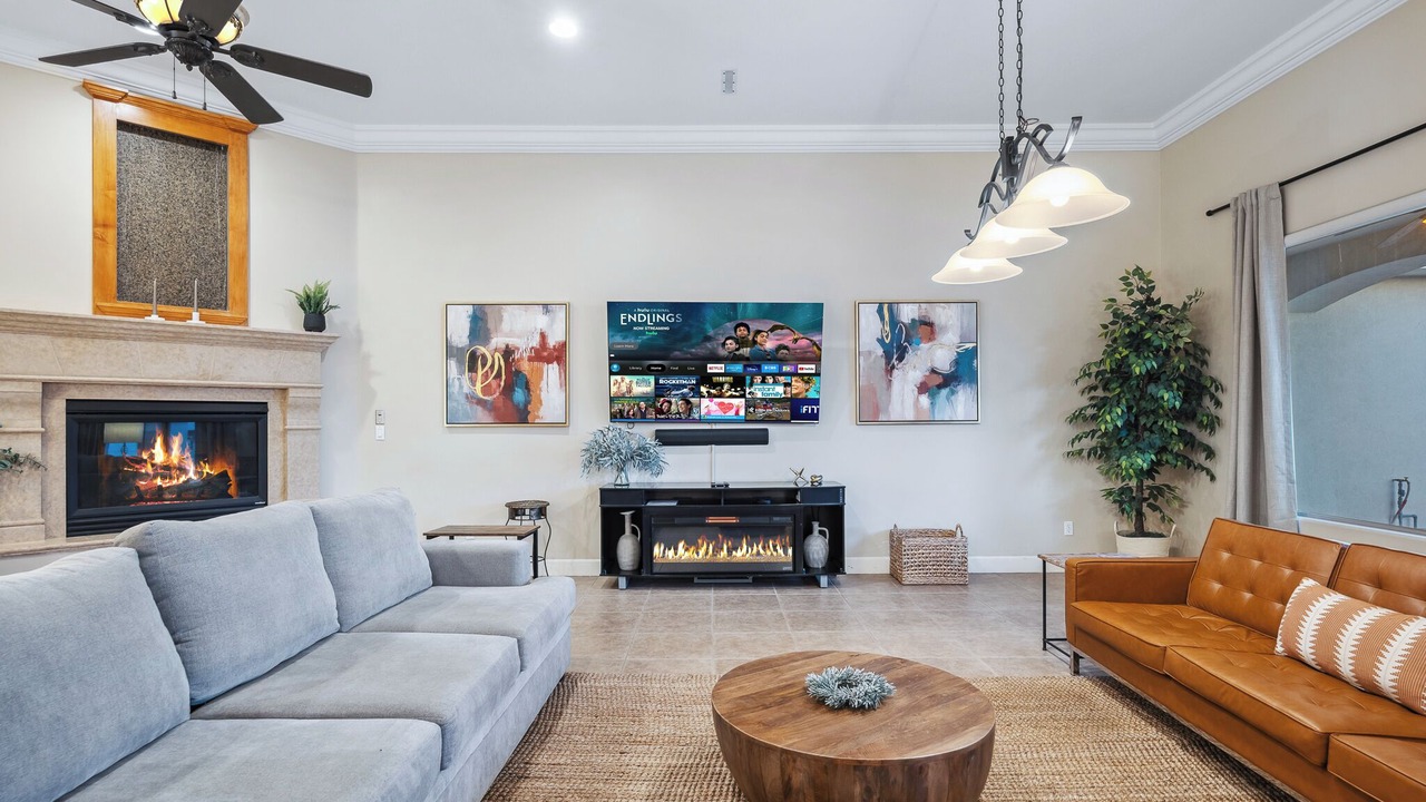 Photo of Livingroom in Sunridge Estates