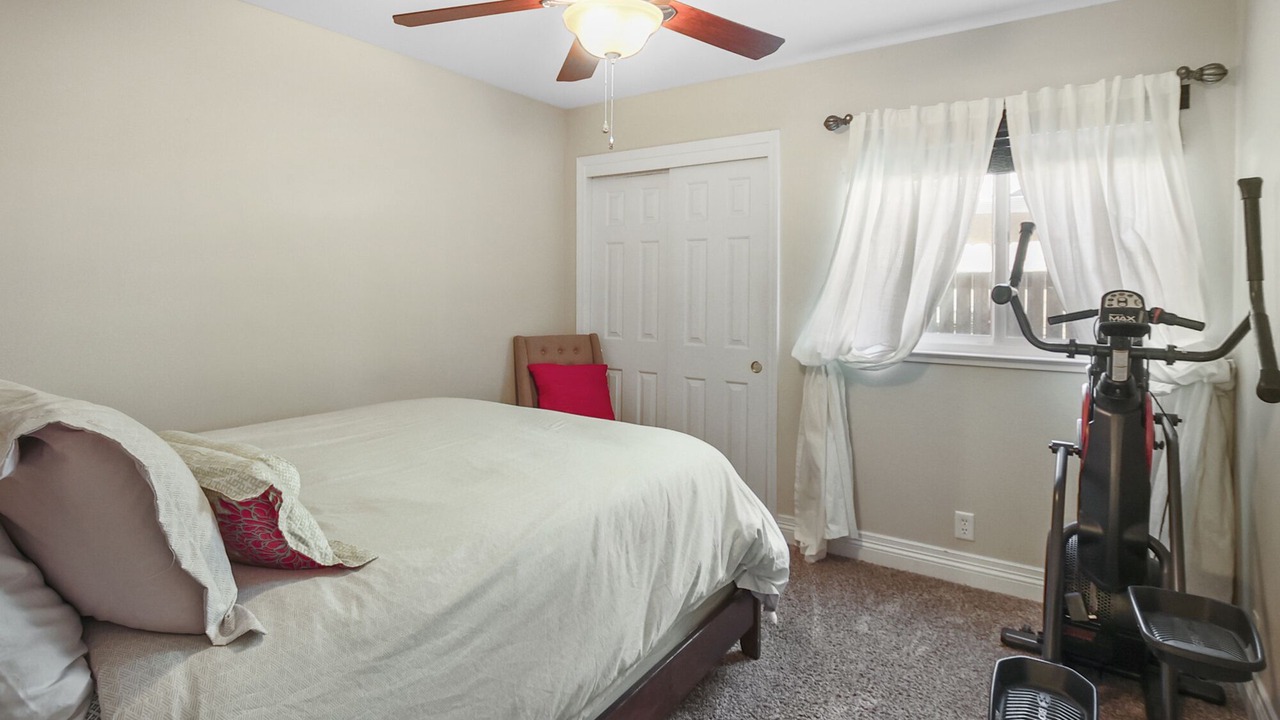 Photo of Bedroom in Lodi