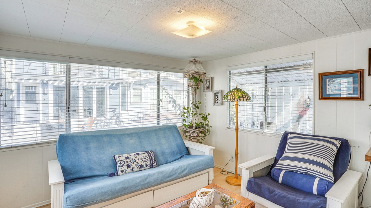 Photo of Livingroom in Avalon