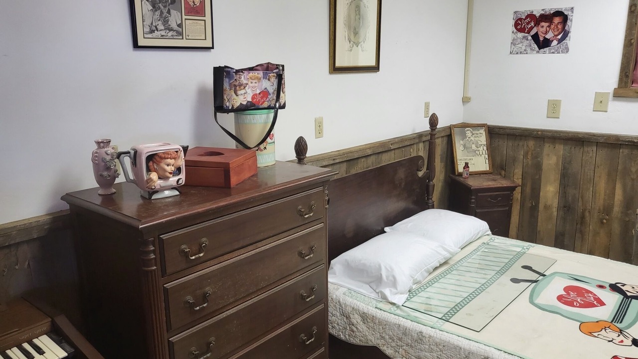 Photo of Bedroom in Yarnell