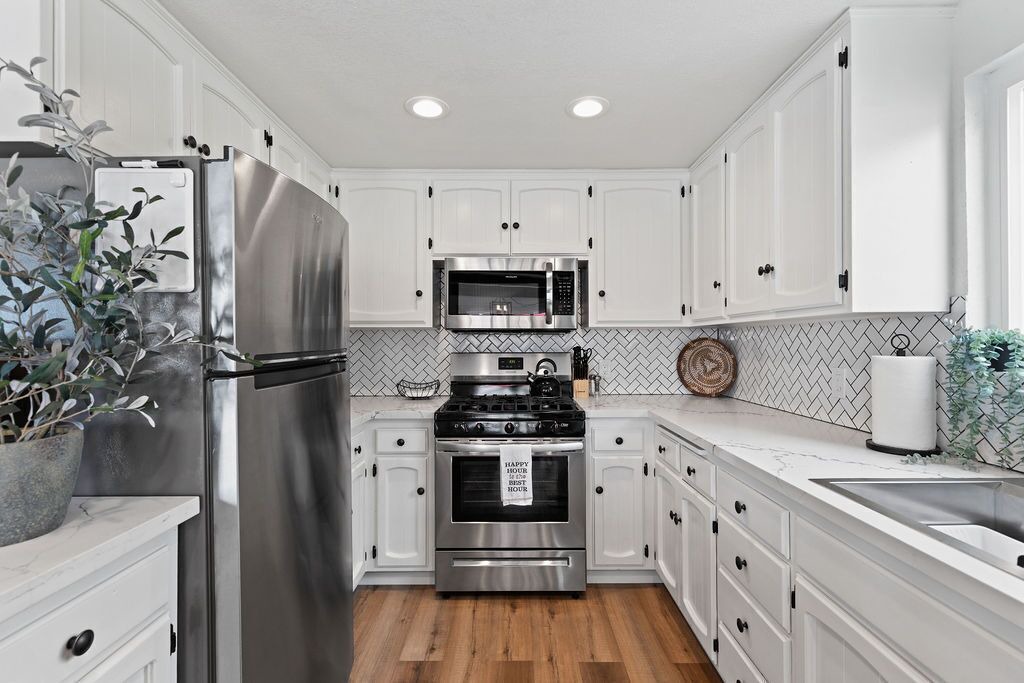 Photo of Kitchen in South Mission Beach