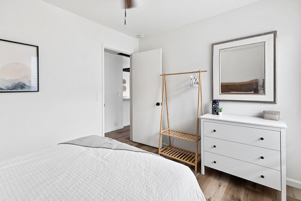 Photo of Bedroom in South Mission Beach