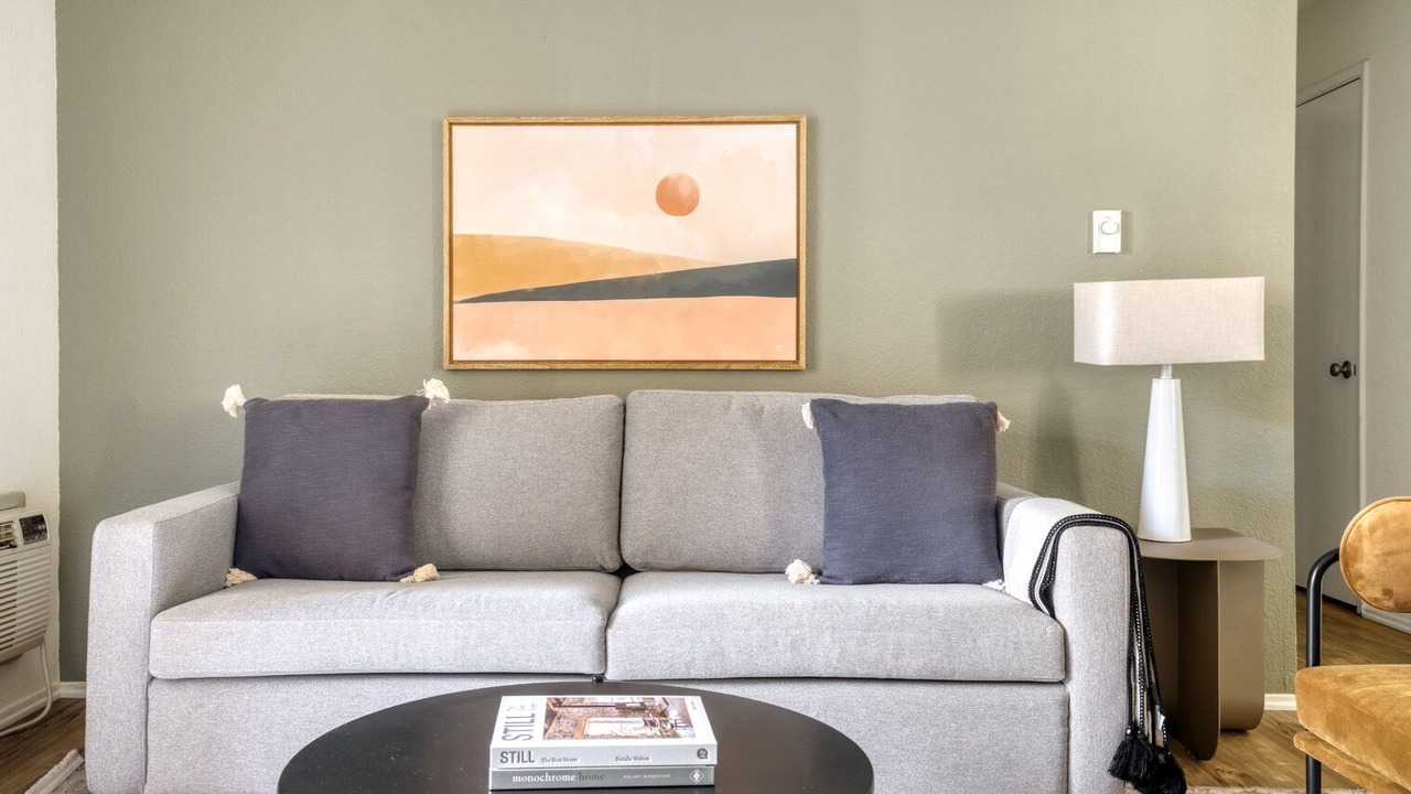 Photo of Livingroom in Shoreline West