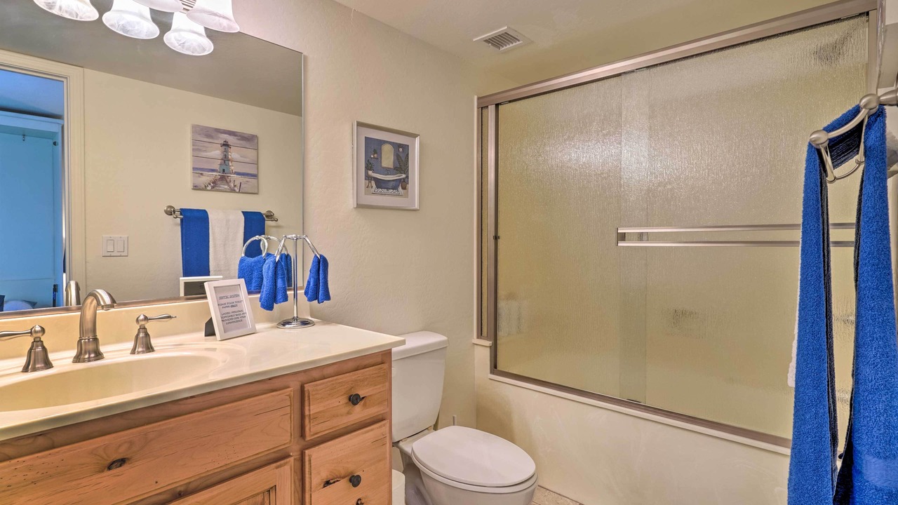 Photo of Bathroom in Mountain Club