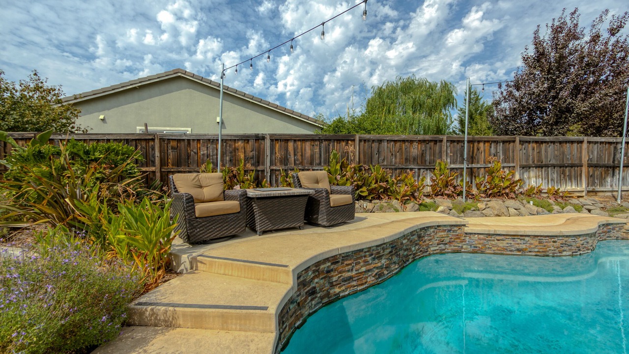 Photo of Outdoor in Redding
