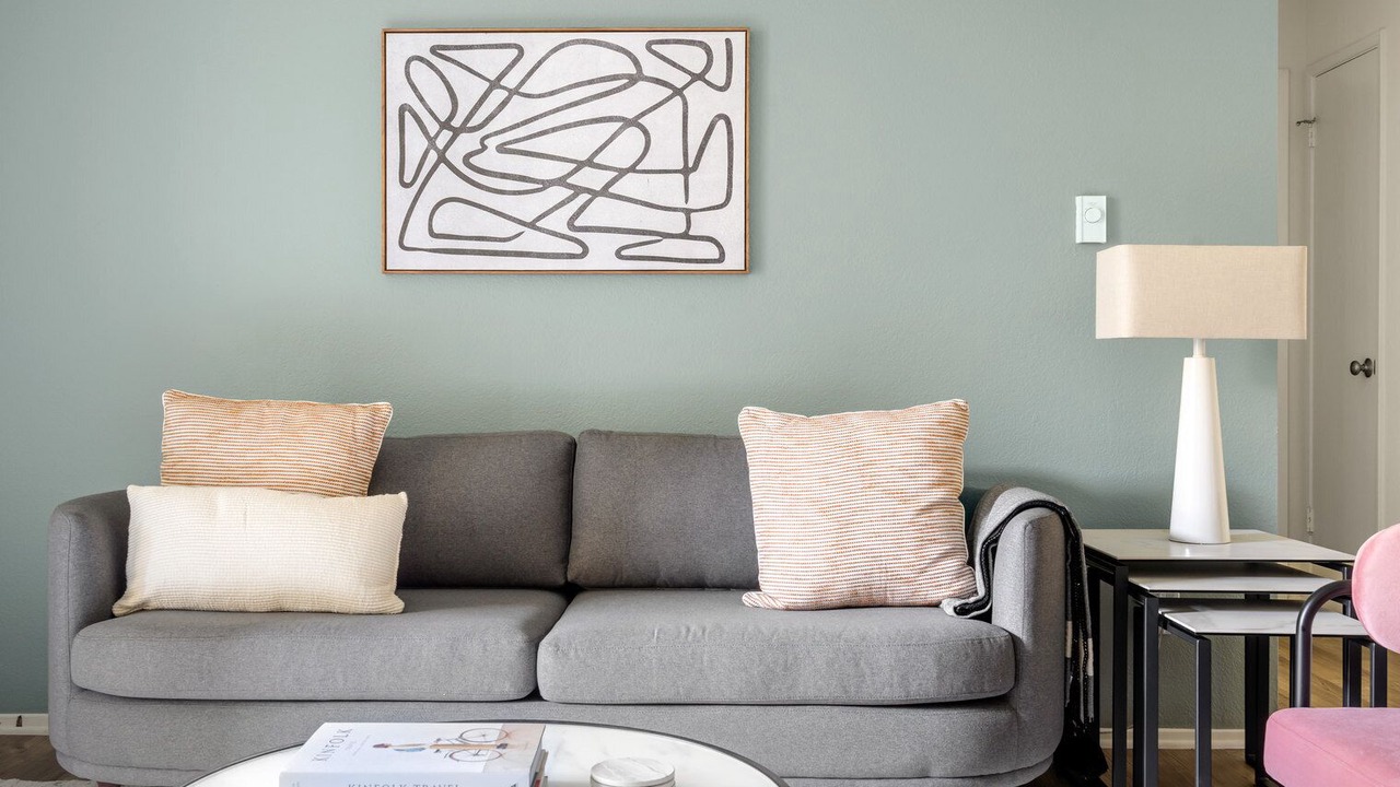 Photo of Livingroom in Shoreline West