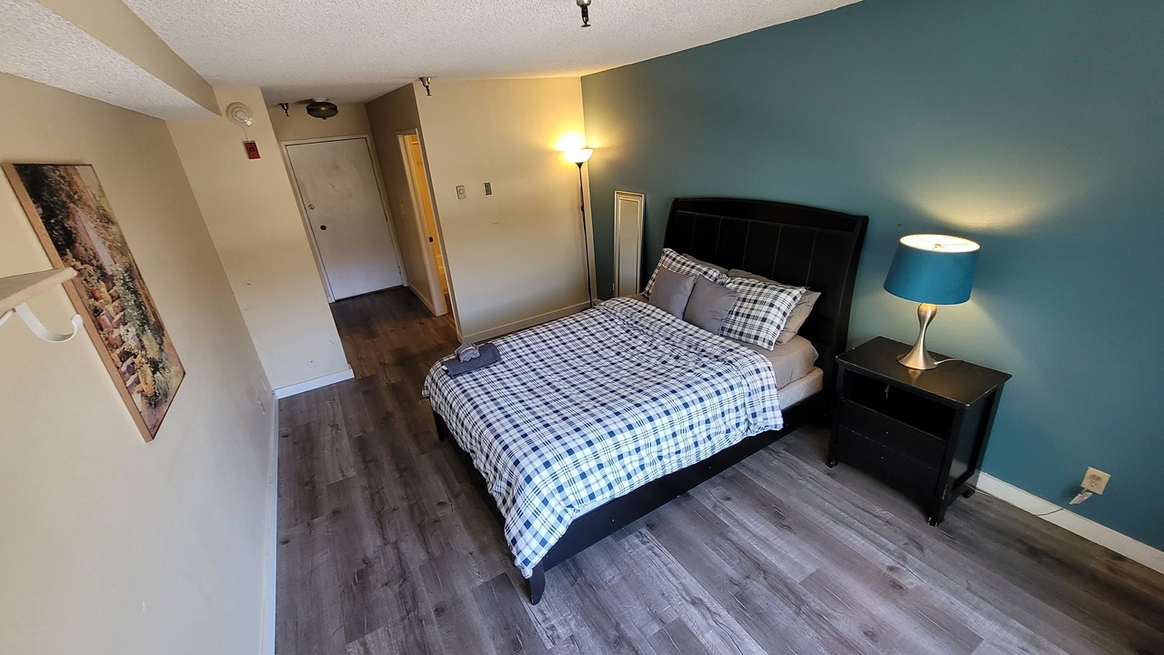 Photo of Bedroom in Beverly Hills