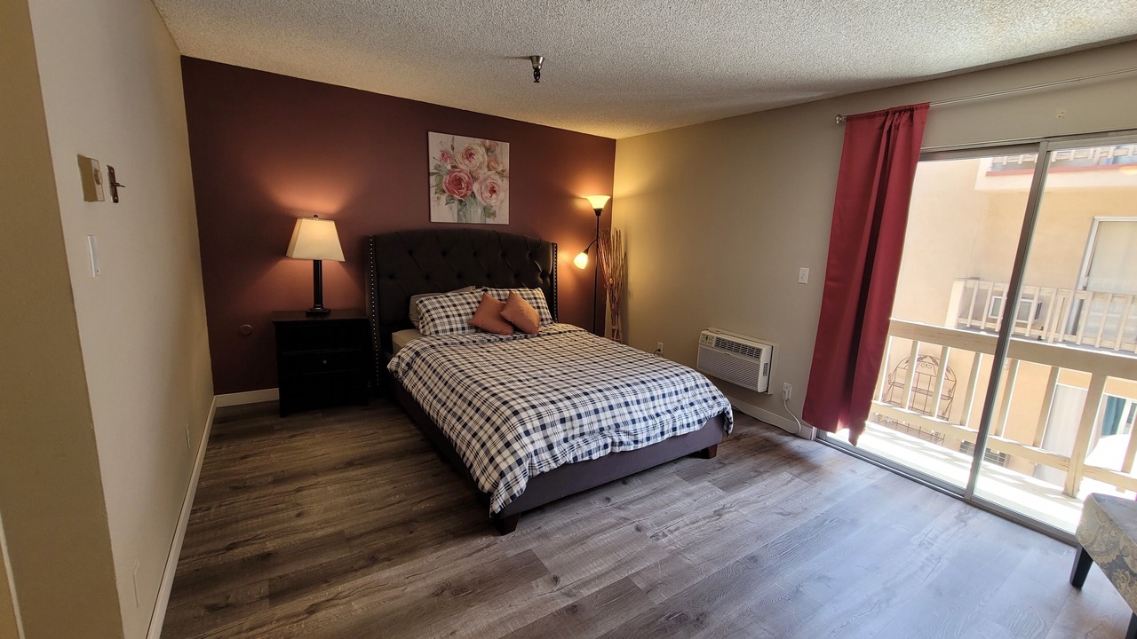 Photo of Bedroom in Beverly Hills