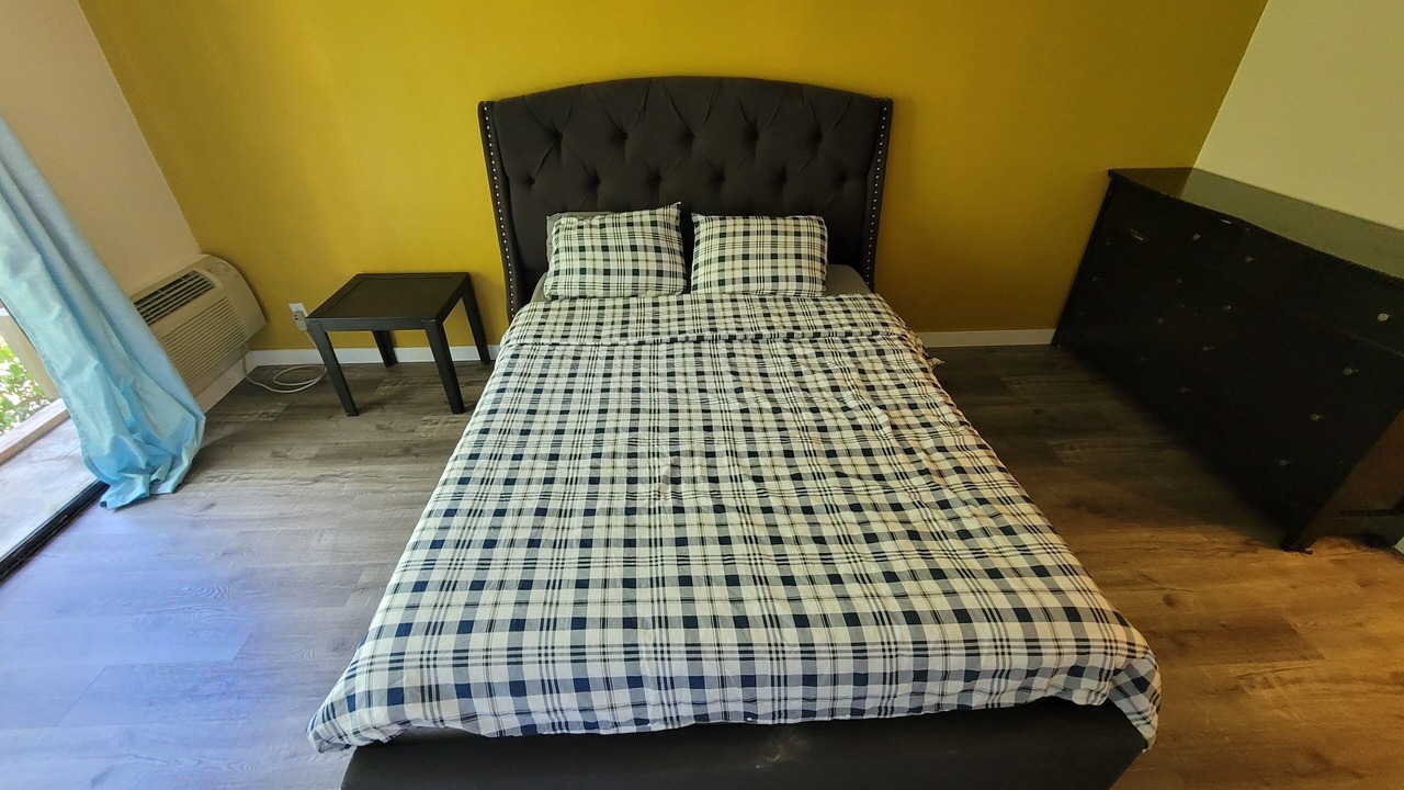 Photo of Bedroom in Los Angeles