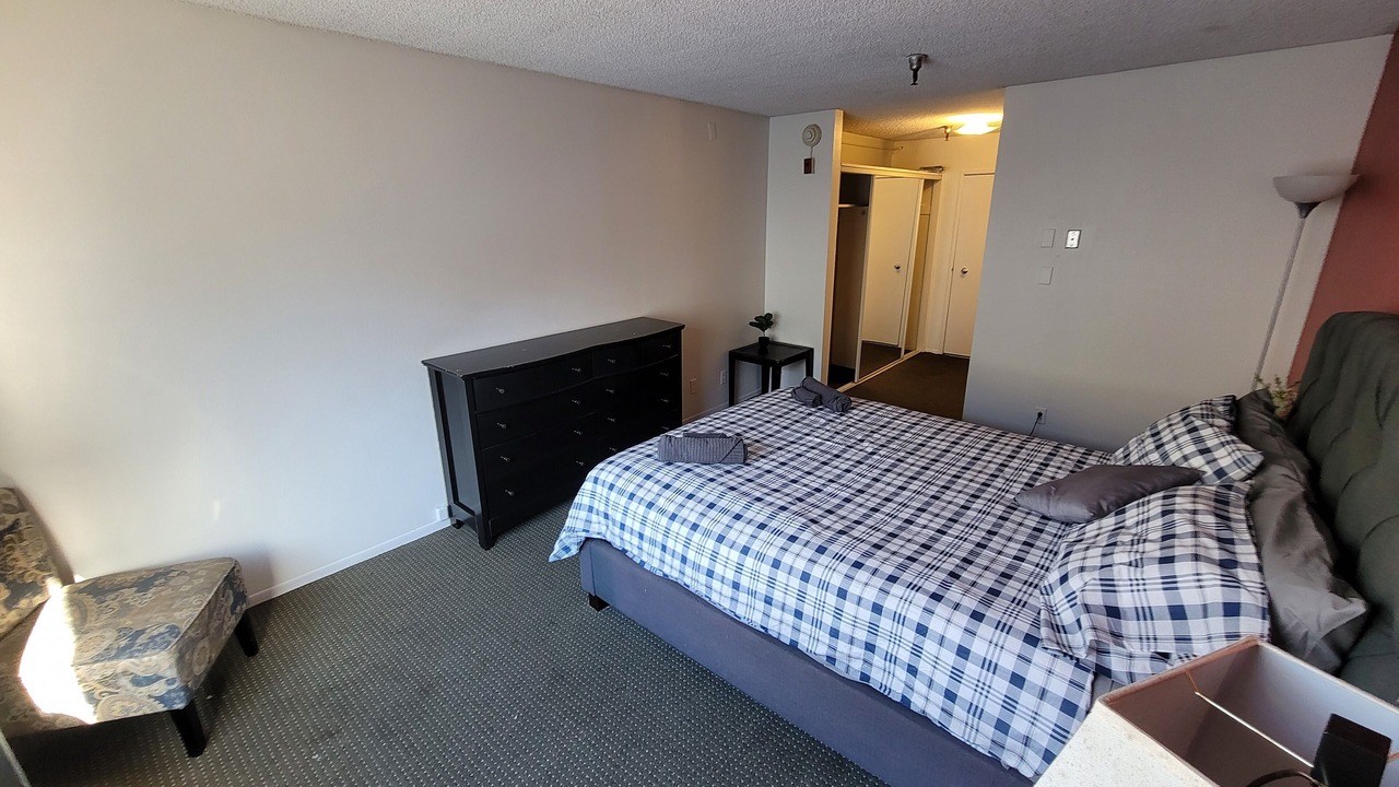 Photo of Bedroom in Beverly Hills