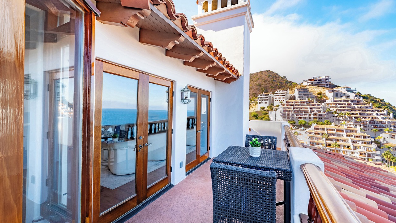 Photo of Outdoor in Avalon