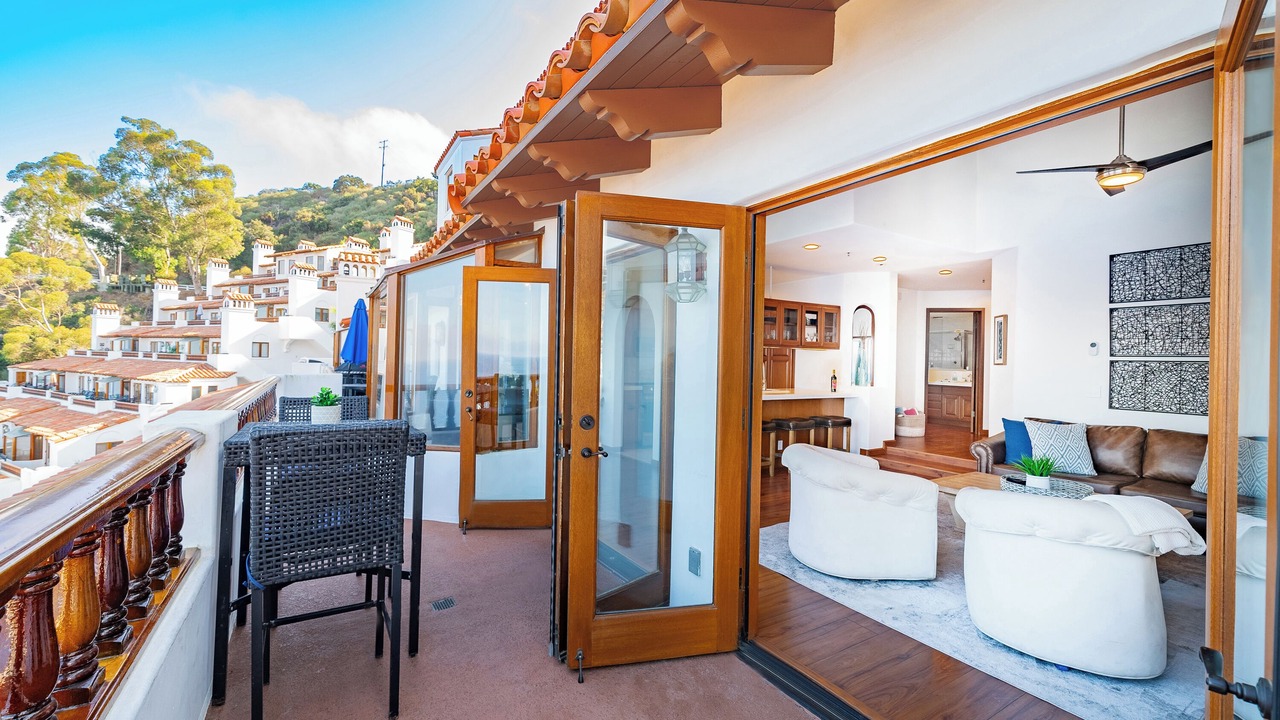 Photo of Patio Balcony in Avalon