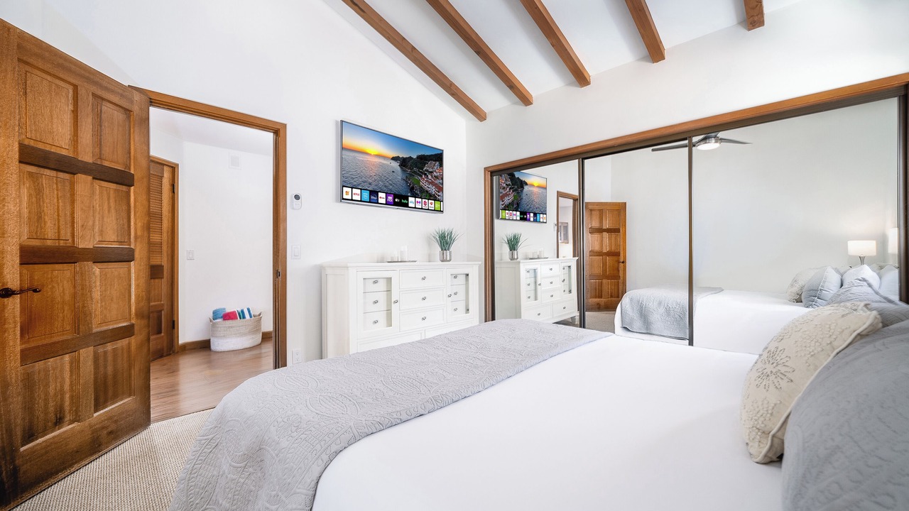 Photo of Bedroom in Avalon