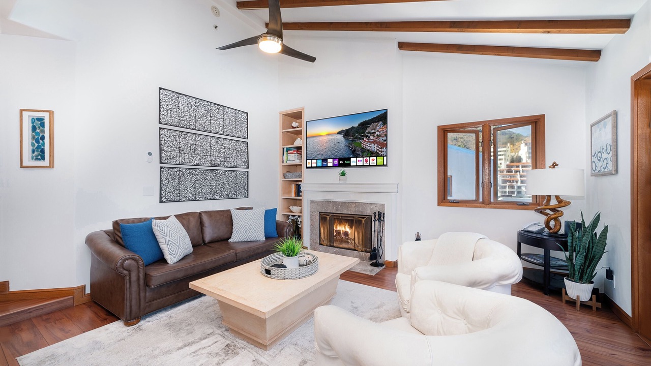 Photo of Livingroom in Avalon