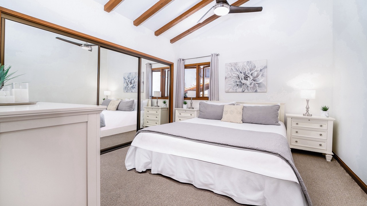 Photo of Bedroom in Avalon