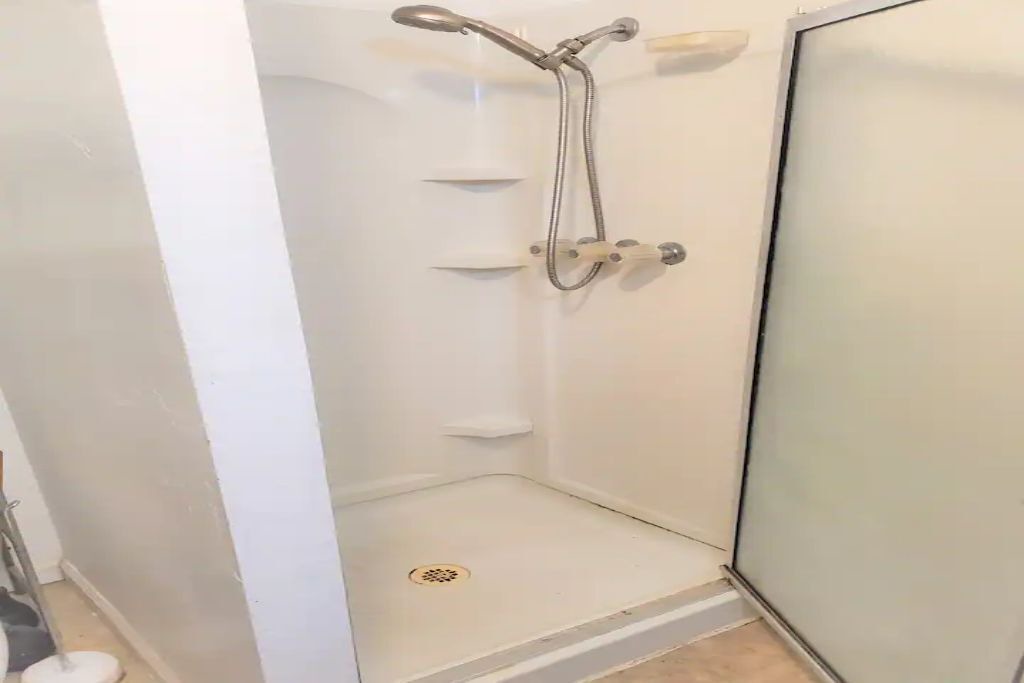 Photo of Bathroom in Townsite