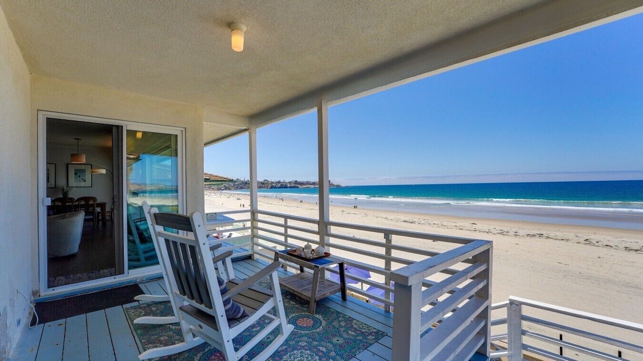 Photo of Patio Balcony in La Jolla Shores