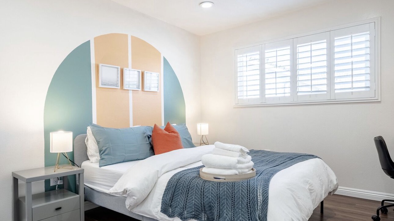 Photo of Bedroom in Midway City