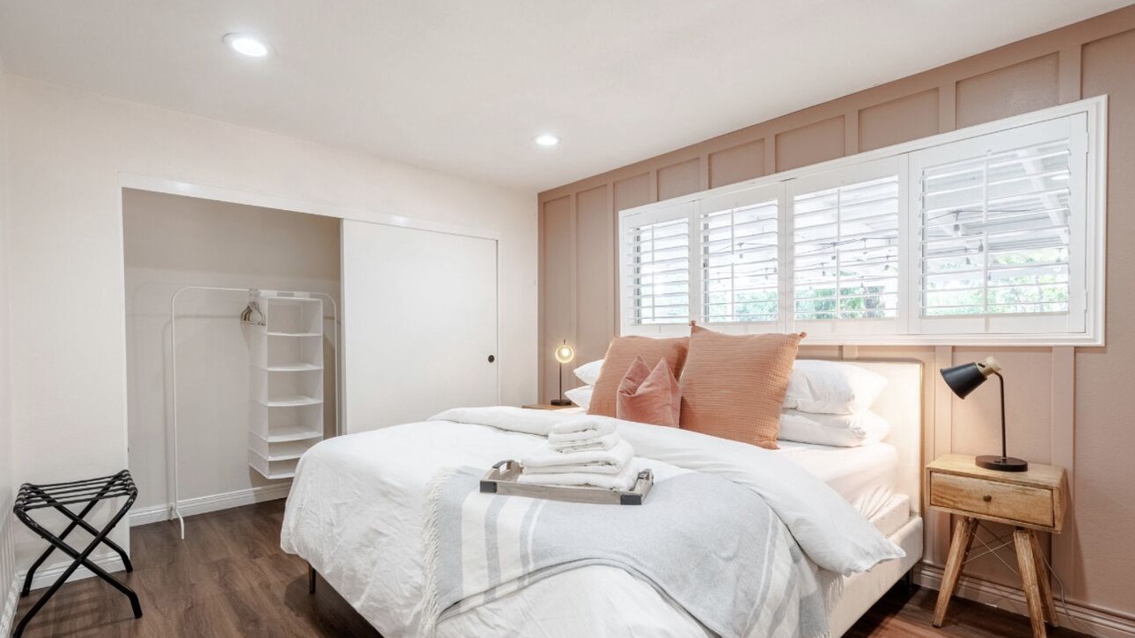 Photo of Bedroom in Midway City