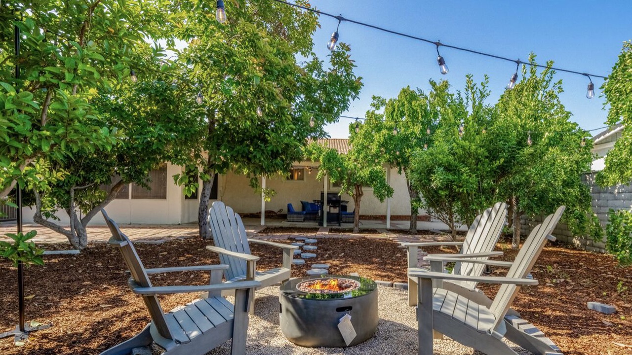 Photo of Patio Balcony in Midway City