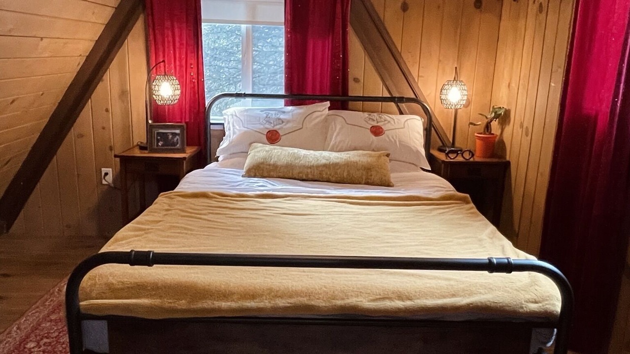 Photo of Bedroom in Three Rivers