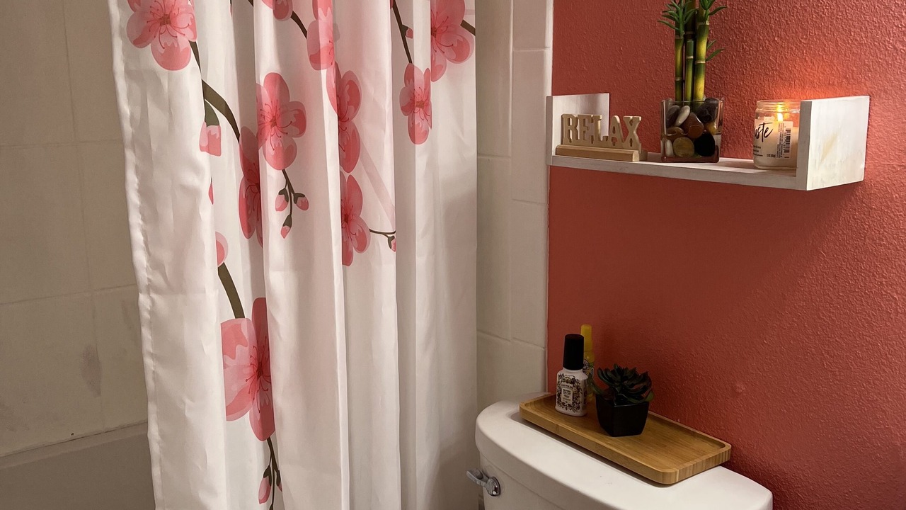 Photo of Bathroom in Clearlake