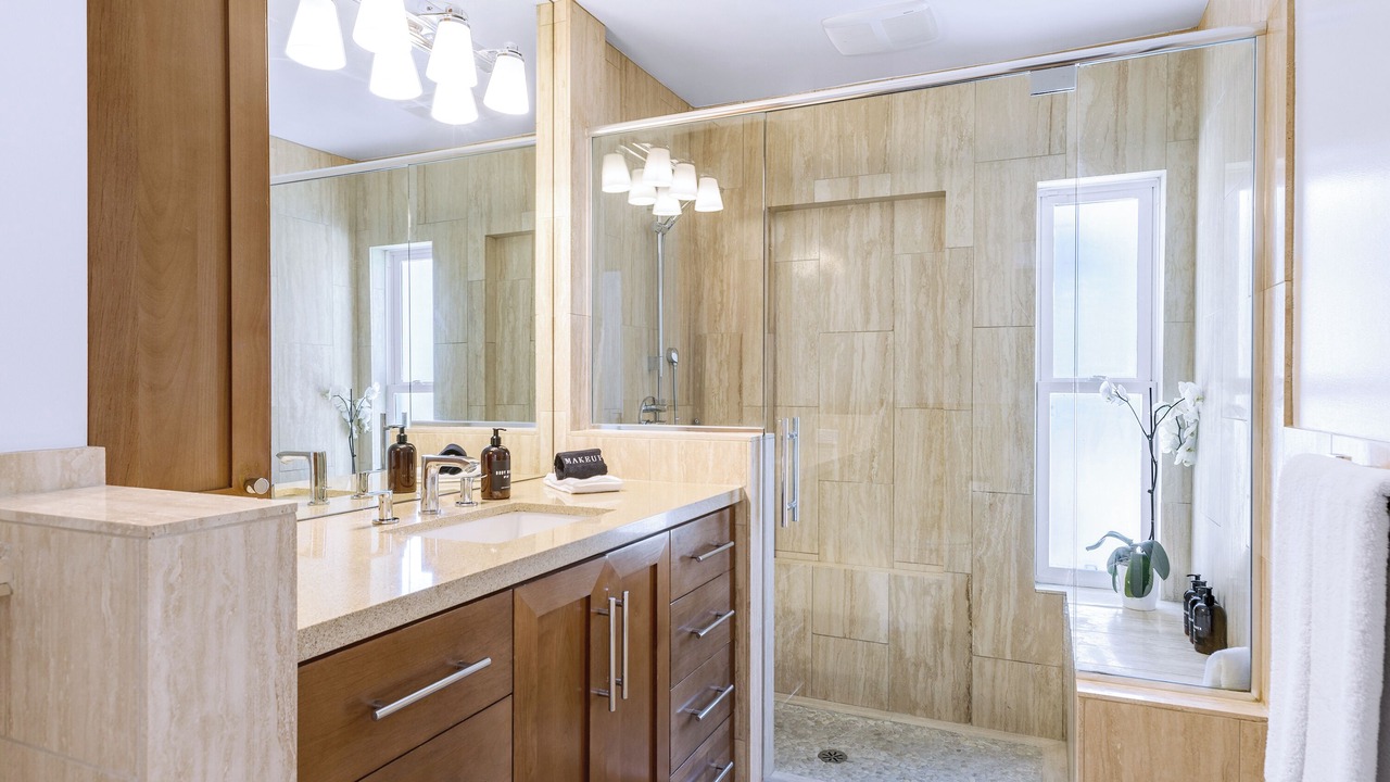 Photo of Bathroom in Araby