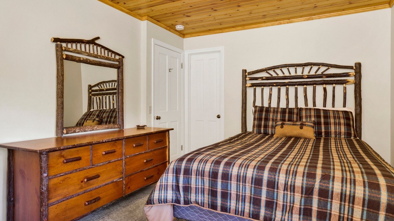Photo of Bedroom in Boulder Bay