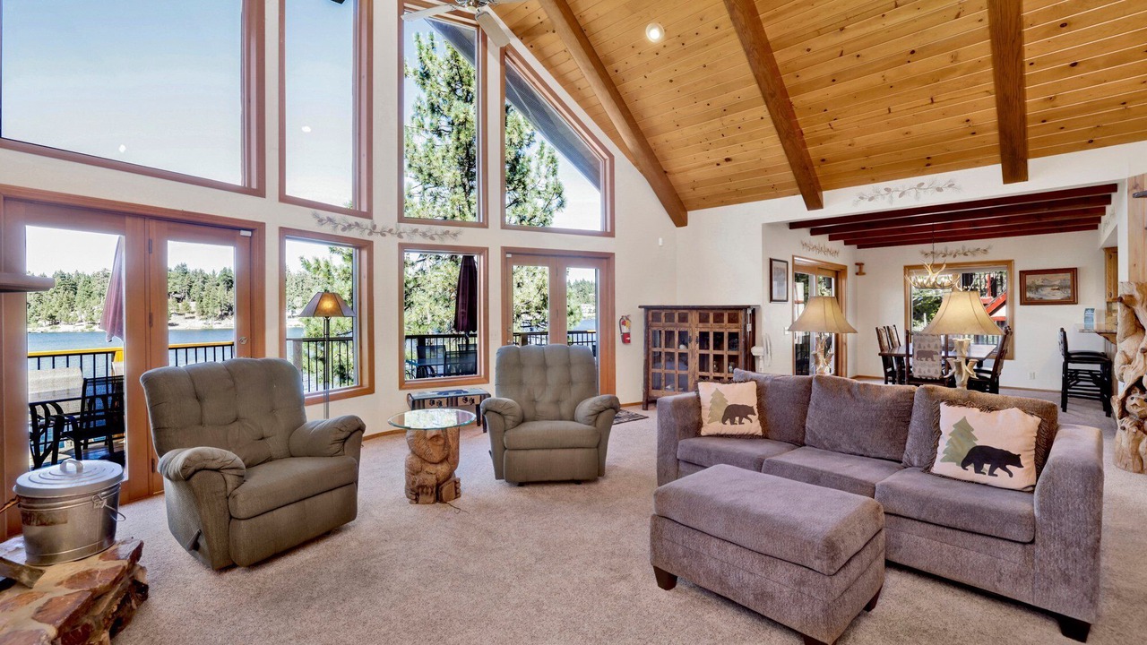 Photo of Livingroom in Boulder Bay