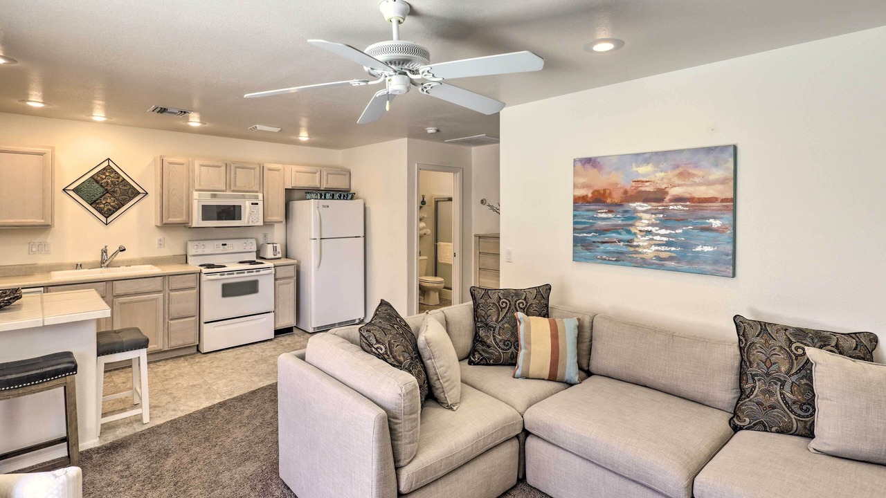Photo of Livingroom in Sunridge Estates